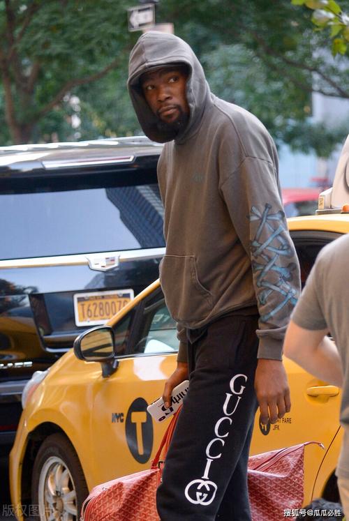 球场上的王者,生活中的小学生,杜兰特烦恼的一天