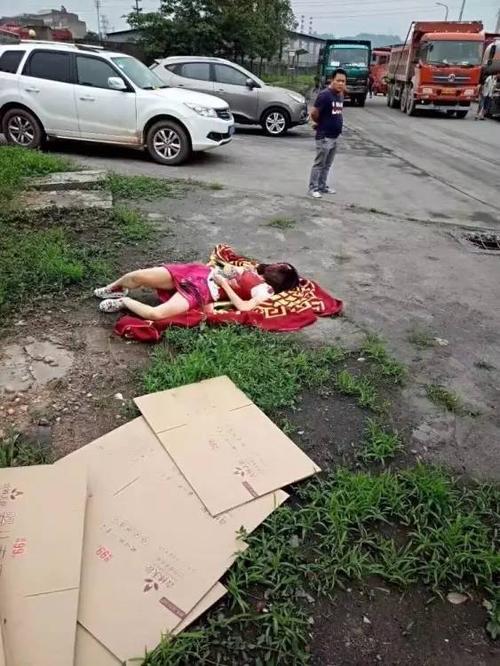 惨泸州纳溪突发重大车祸奔驰车司机当场死亡