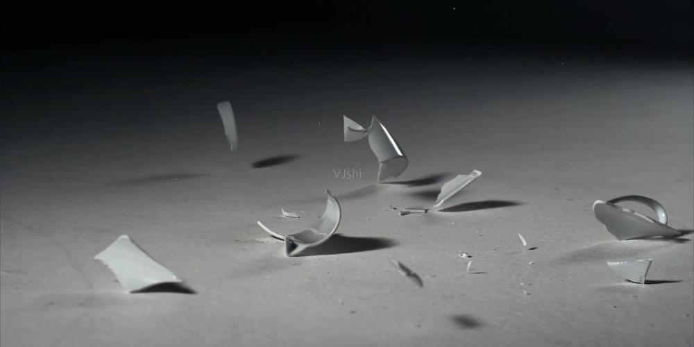 慢速度摔碎的瓷杯子_1920x960_高清视频素材下载(编号