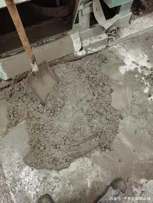 主要有三方面的原因:第一,混凝土拌合物存在离析泌水现象,导致混凝土
