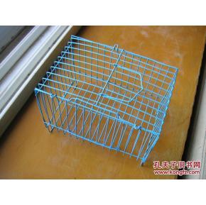 铁丝编小笼子,有小门,适合仓鼠或其他小动物用