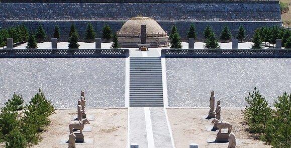 "天下第一廉吏"于成龙墓遭村民发掘