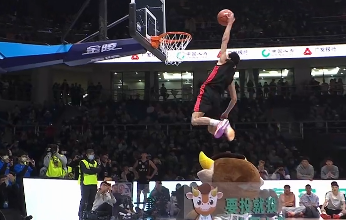 原创大赢家张镇麟星锐mvp扣篮大赛满分联赛业余一幕引热议