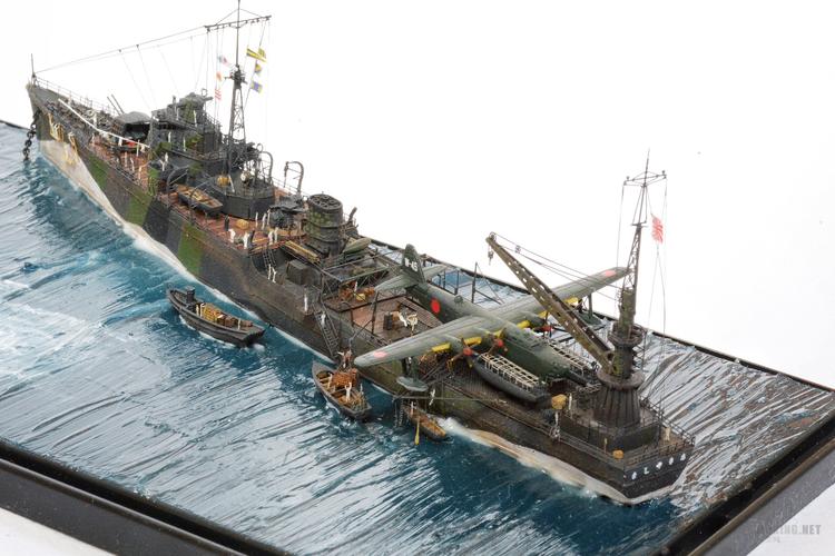 1/700秋津洲号水上飞机母舰