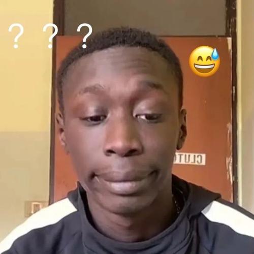 黑人摊手小哥khaby lame表情包