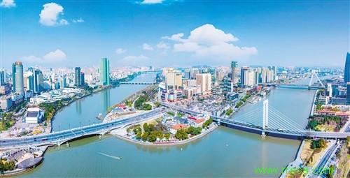 宁波三江口景色宜人.(资料图片)