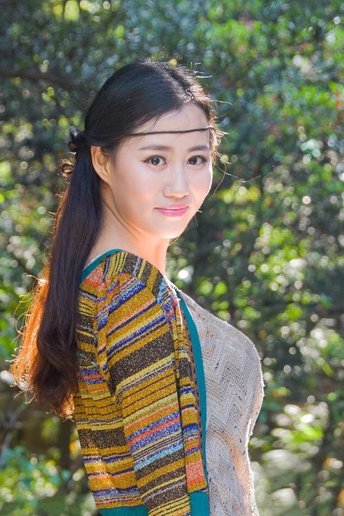 公园里靓妹