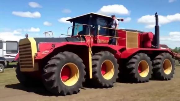 世界最大拖拉机,一天耕地2000亩,比10辆豪车都贵!