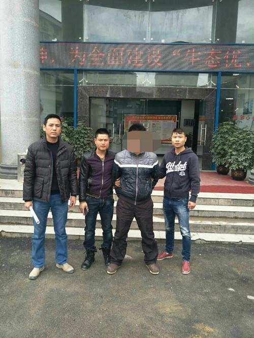 沿河特警两天抓获六违法犯罪嫌疑人