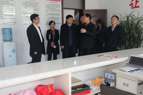 清河县委常委,宣传部长解恭朝,清河县人民政府副县长裴贵廷一行到西杜