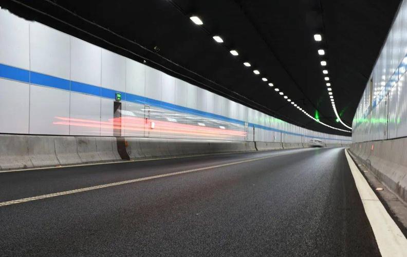 南京定淮门长江隧道