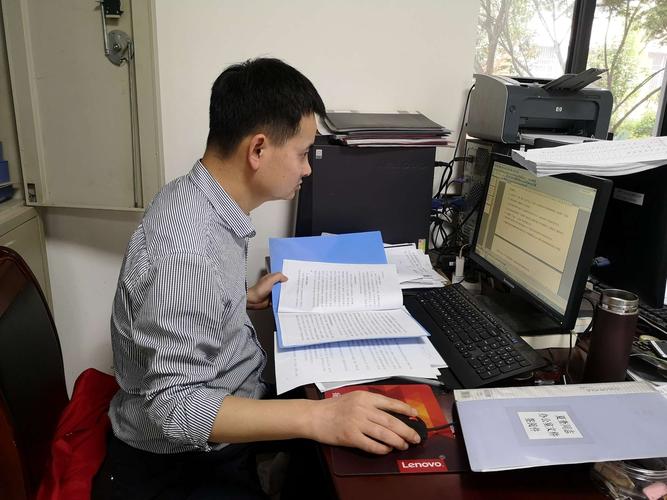 25.完成县政府,县政府办公室领导交办的其他任务.