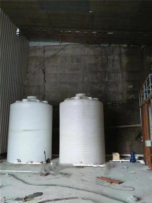 应用范围: 高层建筑二次供水,蓄水,水处理净化设备配套.