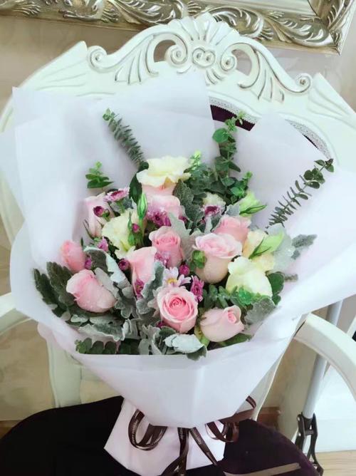 粉佳人高端韩式花束鲜花广州同城速递花店送花清远