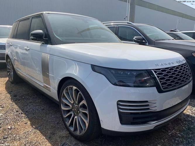 2021款路虎揽胜30汽油创世加长版优惠