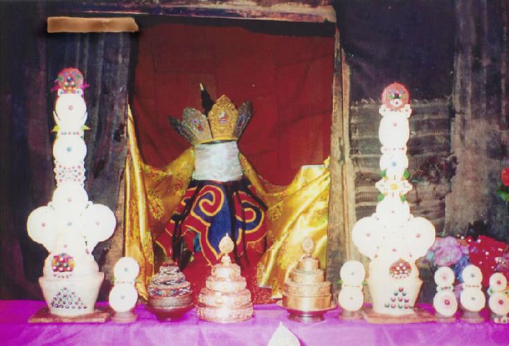 又一高僧虹化圆寂,火化后,惊现神奇一幕…有图有真相,看到的有福了!