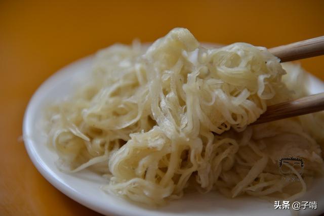 三原县第一美食8元一套,这小吃名字起得巧,让人一听有食欲想吃