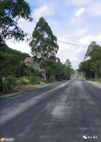 寨圩城隍兴业这段烂路即将大修完工,沥青路面威滑!|公路_网易订阅