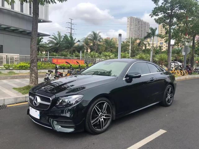 来一台稀有货奔驰e300双门轿跑