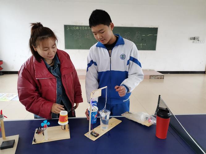 少年有梦,无限可能——永州陶铸中学初中部科技创新作品展