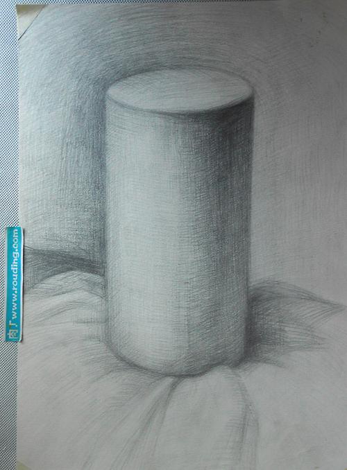 小学生绘画作品 立体几何结构石膏素描画图片