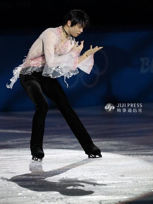 羽生结弦表演滑生图#美少年是上天赐予花滑赐予世界的礼物