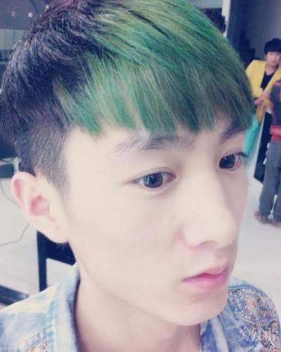 凸显男人魅力,男生短发发型图片设计!