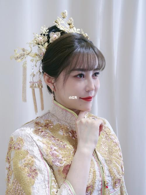 齐刘海秀禾造型 新娘试妆_齐刘海_新娘_化妆_秀禾服_新娘跟妆