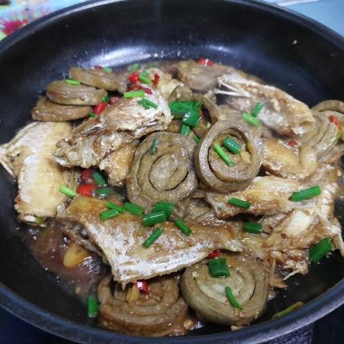 剥皮鱼烧霉千张,湖北特色菜,下饭下酒菜