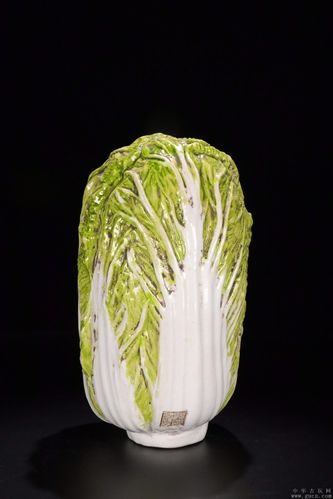 仿生瓷白菜摆件