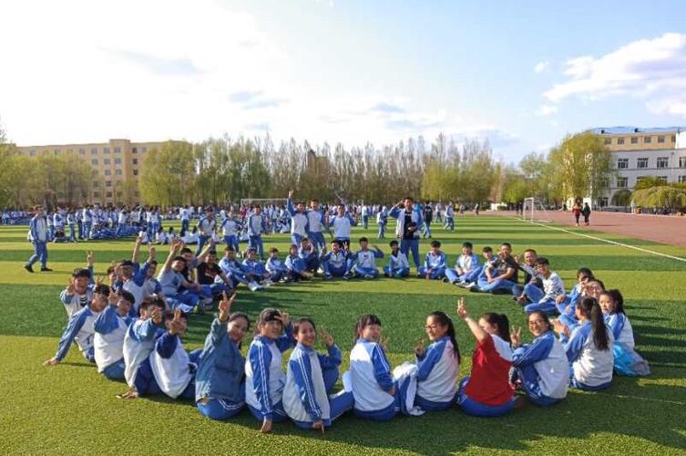 宁安一中高三学年"青春无畏,逐梦扬威"毽球比赛