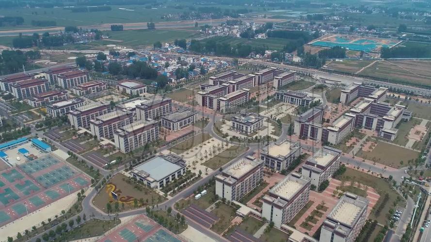 航拍太康县家印高中_1920x1080_高清视频素材下载(:)
