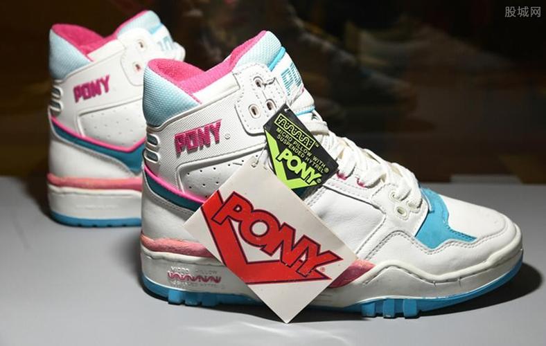 1599元球鞋最高炒至69999元溢价超过40倍