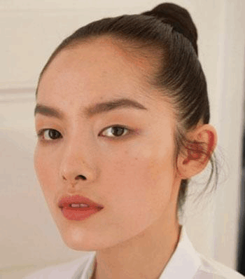 虽然亚洲人是黄皮肤,但是这"黄"也分为冷色调和暖色调.