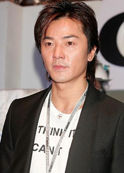 被"封杀"的郑伊健52岁依旧没解封,得知他当年做的事