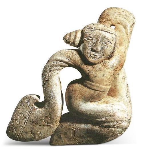 汉代是我国玉器发展史上的一大高峰,体现在人形玉雕方面,表现为玉人