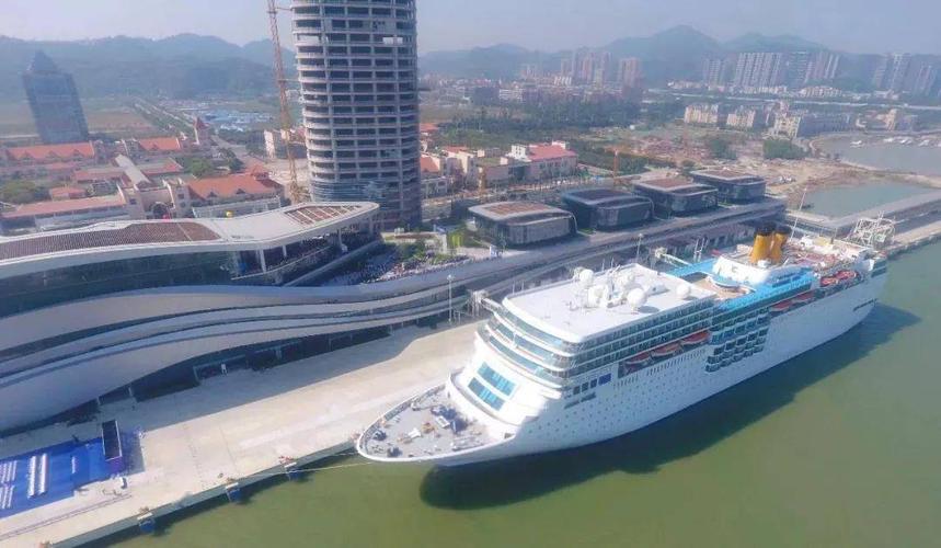 就在6月初,深圳机场码头发布微博消息称,"深圳机场码头--广州南沙港"