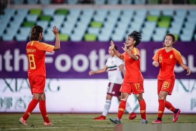 为何张琳艳一上场,中国女足就不会进球了?风格类似王霜
