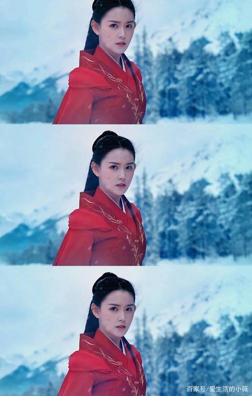 稚嫩模样的蒋依依长开了,气质和气场十足