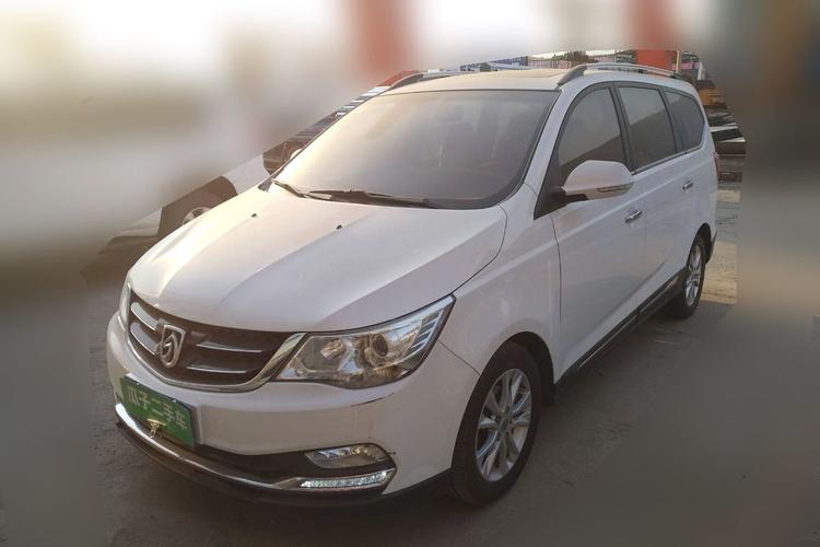 宝骏730 2016款 1.5t 手动豪华型 7座