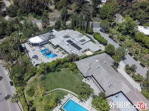 美国房产_加利福尼亚州比佛利山庄二手房_930㎡别墅_5间卧室4间浴室