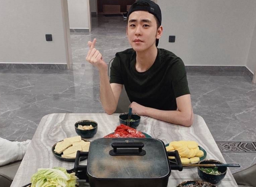 德云弟子的豪宅,张云雷冷清,看到郭麒麟:少班主差点意思!