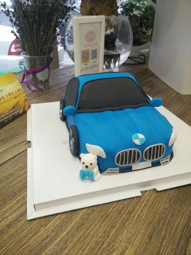 宝马系翻糖蛋糕!有没有触到你哦!