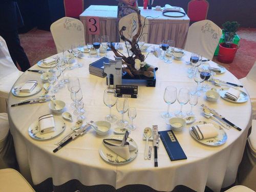 七星岛首页 新闻资讯 宴会主题摆台专栏 以诗词为主题的宴会摆台布草