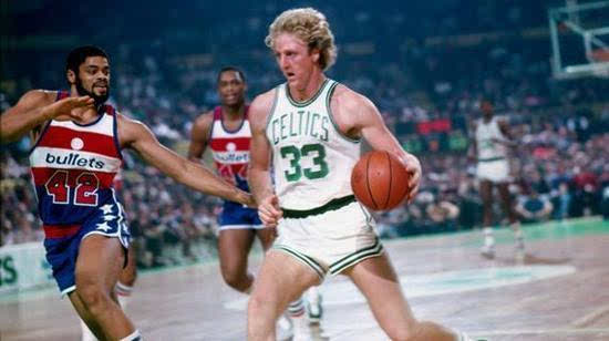 10位蝉联mvp的大神:4位超级中锋 詹皇做到2次_nba