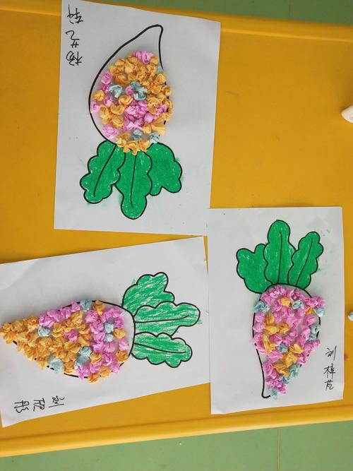 息县第一幼儿园中一班纸团粘贴画