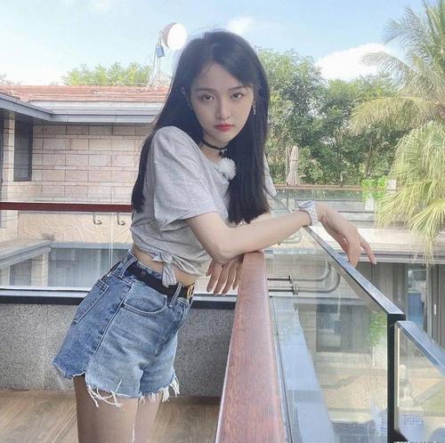 微信头像吴宣仪