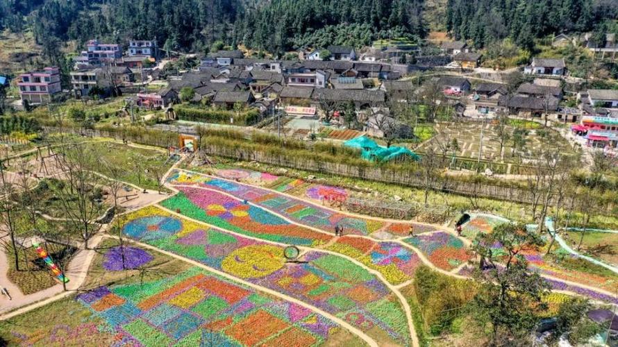 兴义市打柴山乡村旅游绘美景