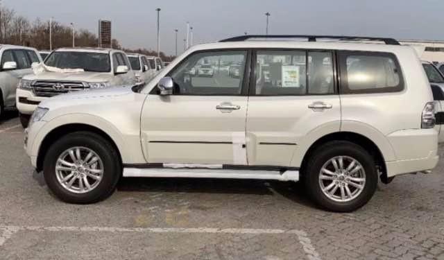 2020款三菱帕杰罗v97进口山猫价格优惠