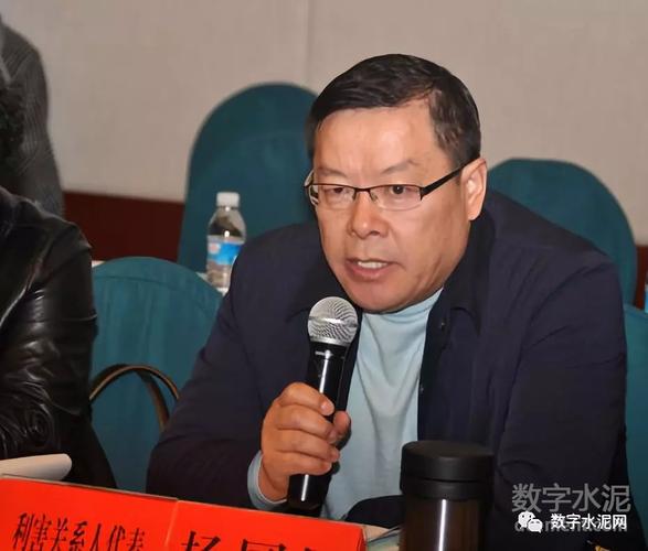 伊犁青松南岗建材有限公司杨国星